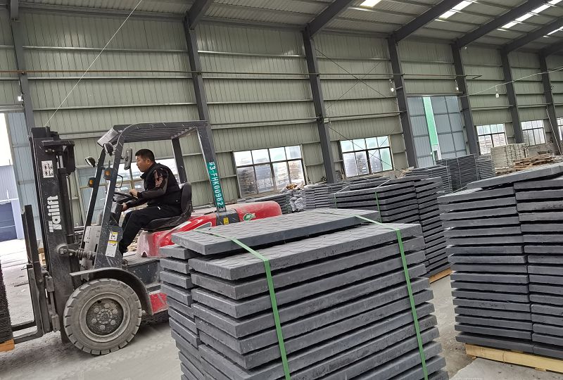 復(fù)合電纜溝蓋板光伏應(yīng)用