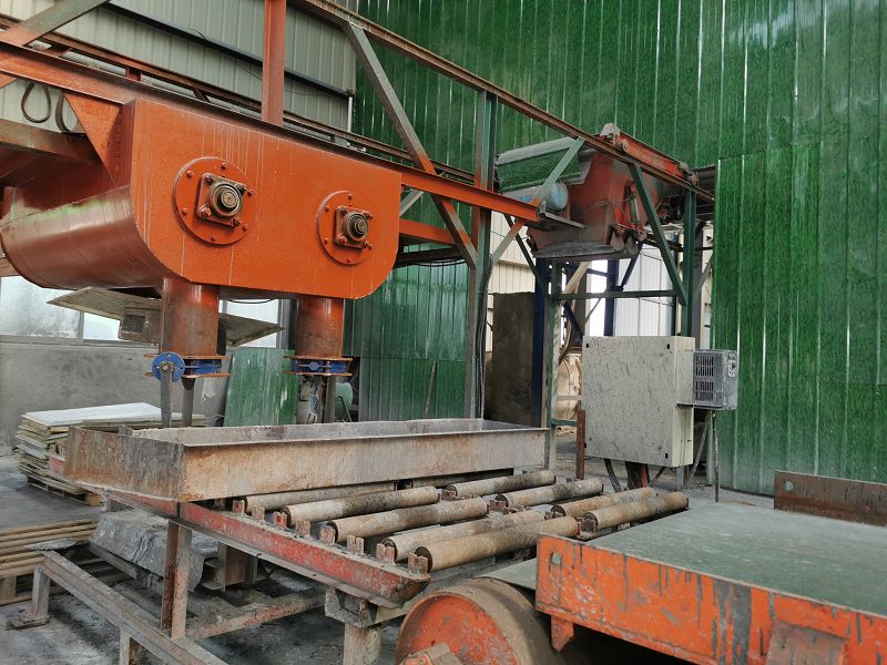 高鐵有都是什么材質？